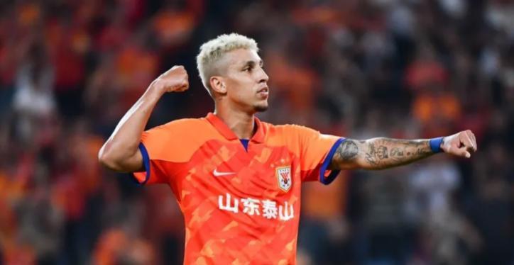 九游官网下载-他原本是鲁能本土锋线一哥！本赛季却被韩鹏弃用，踢国安枯坐板凳